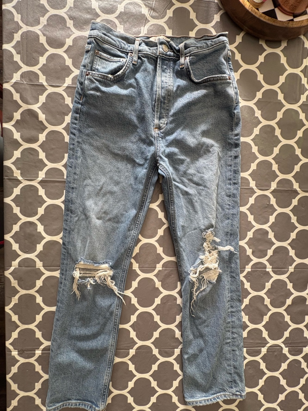 Agolde Riley Distressed Light Wash Blue Denim Jeans - Picture 2 of 10